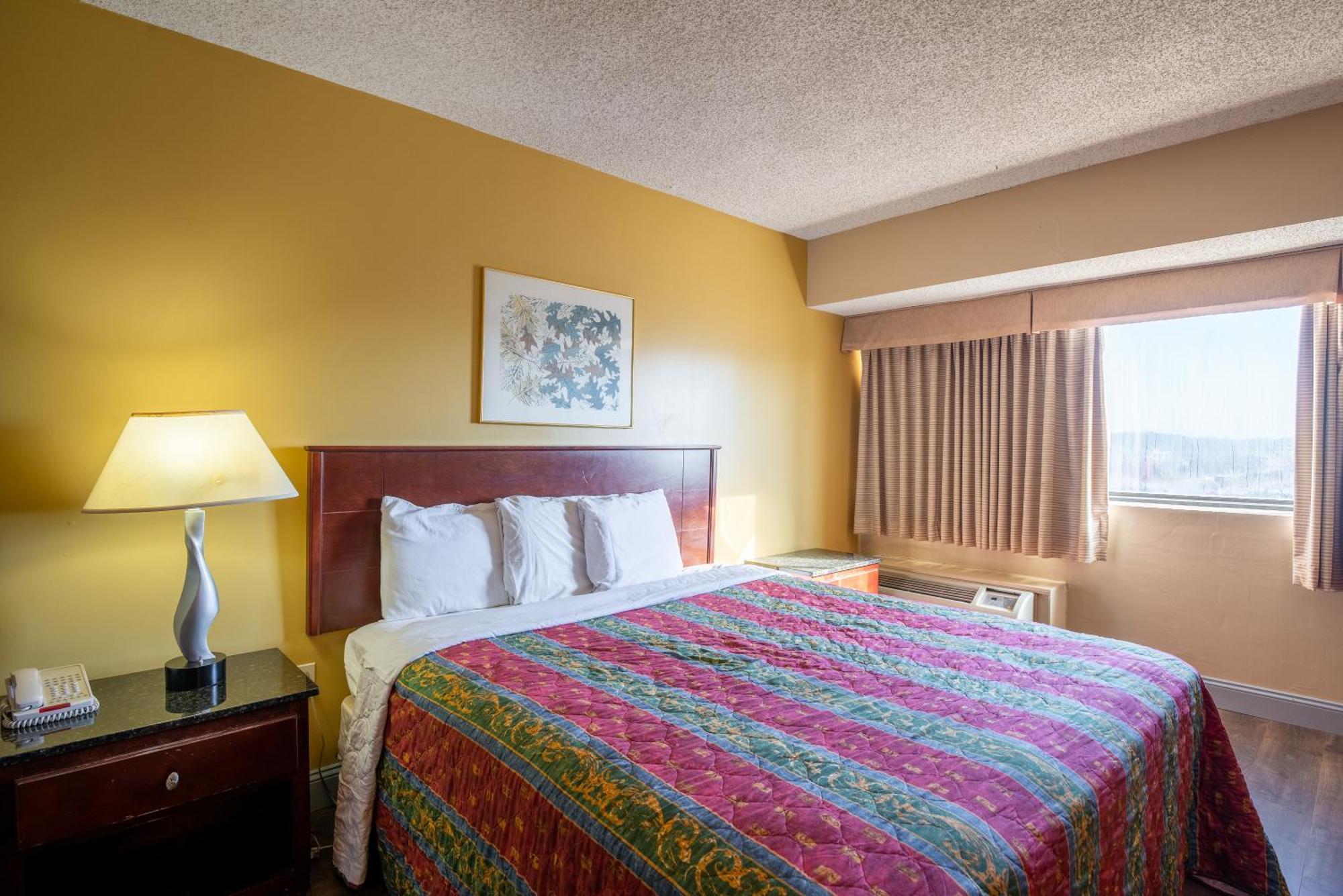 Dominion And Hotel 2*